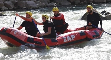 Rafting heyecanı devam ediyor