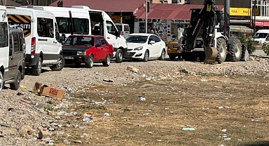 Sokaklar çöplerden geçilmiyor!