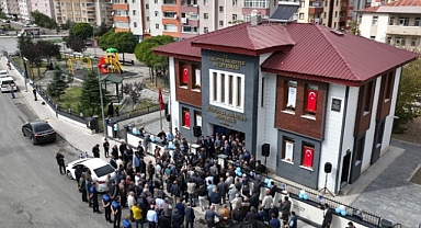 Şükrüpaşa'da millet konağı ve park açılışı