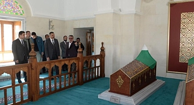 Vali Çiftçi, Alvarlı Efe'nin yadigârına sahip çıktı