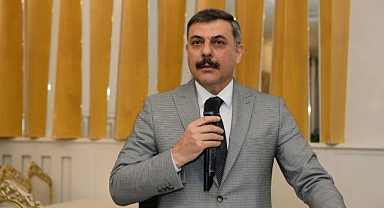 Vali Çiftçi: 'Önce biz kendimizi yenileyeceğiz'