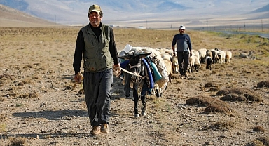 Yayla dönüşü susuzluktan bitkin düştüler!