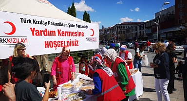 Yetim çocuklara kırtasiye desteği