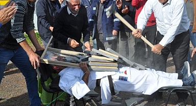 120 kilo taşı midesinde balyozla kırdırdı!