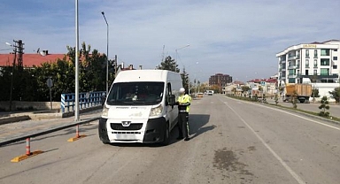 20 araç trafikten men edildi