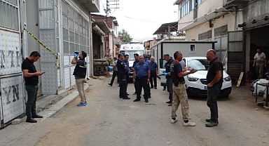 Babasını tavana iple asılı halde buldu