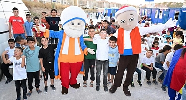 Başkan çocuklarla çocuk oldu!