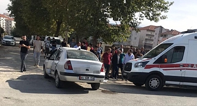 Cadde üzerinde feci kaza!