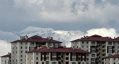 Dağlar beyaza büründü!