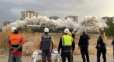 Dakikalar içinde yerle bir oldu!
