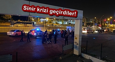 Düğün salonunda akrabalar birbirine girdi! Bıçaklar çekildi