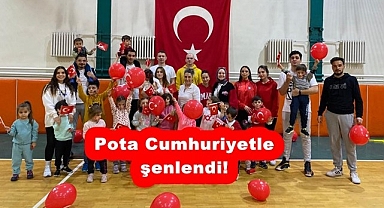 Erzurum'da basketler Cumhuriyet aşkına atıldı