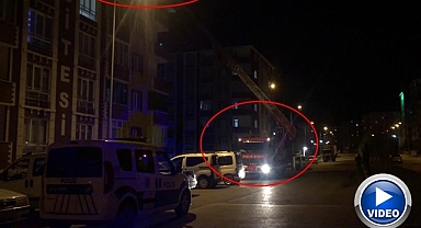 Erzurum'da itfaiye seferber oldu! Çocuklar evde uyuyunca...!
