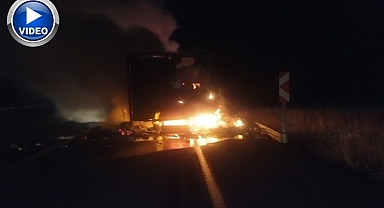 Erzurum'da kargo aracı alev alev yandı!