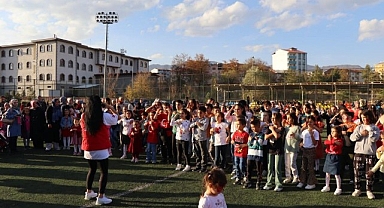 Erzurum'un ilçelerinde Cumhuriyet coşkusu