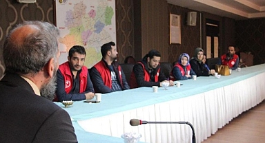 Erzurumlu gençlerden anlamlı ziyaret