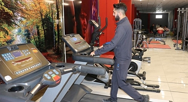 Genç müezzinin spor sevgisi