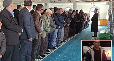 Gözyaşları arasında toprağa verildi!