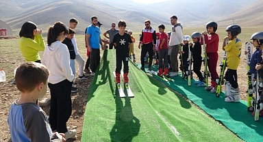 Kar yağmayınca öyle bir şey yaptılar ki...!