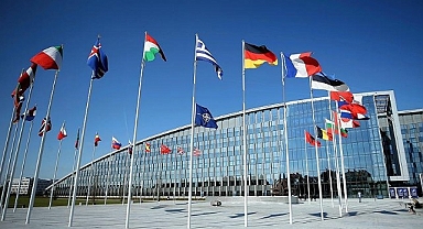 NATO Türkiye'yi bu çarpıcı fotoğrafla kutladı