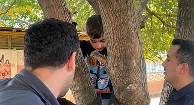 Oyun oynarken fena sıkıştı!