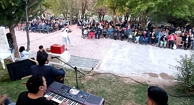 Sanatçılardan destek konseri