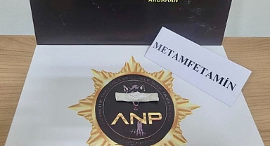 Şüphe üzerine durdurdular! Gözaltına alındılar!