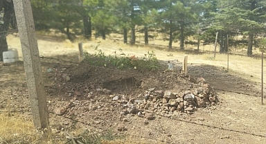 Talan bitmedi! Bu defa mezarlıklara dadandılar