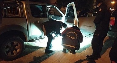 Telefonla konuştu, sinir krizi geçirip kendini vurdu