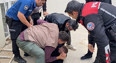 Terasta yakayı ele verdi! Kıskıvrak yakalandı