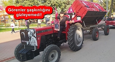 Traktörüyle kutlamalara damga vurdu