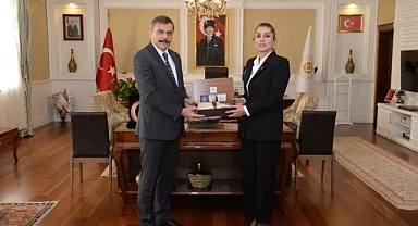 Vali Çiftçi; 'Girişimcileri her zaman desteklemeliyiz'