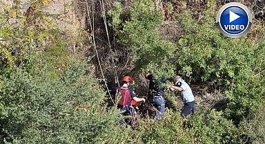 15 metrelik falezlerden uçtu!