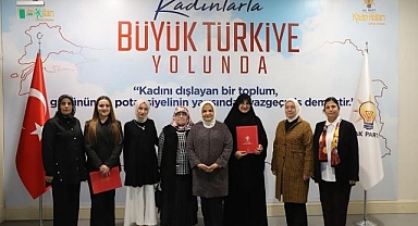 AK Parti’de nöbet değişimi