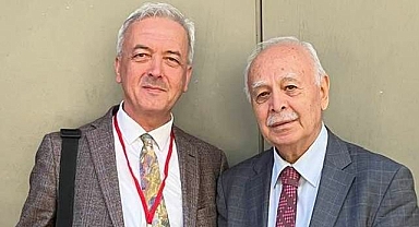 Akpınar hocaya hizmet ödülü
