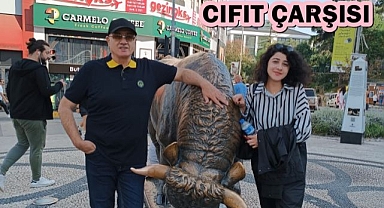 Baba kız aynı kulvarda!