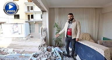 Depremin yıkamadığını iş makinası yıktı!