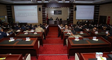 Erzurum'da kar ve buzla mücadele toplantısı