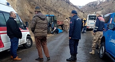 Erzurum'da küçük çocuğun kullandığı traktör can aldı
