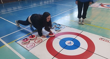 Floor Curligde 100 yıl madalyaları sahiplerini buldu