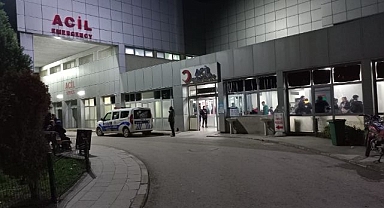 Gözü dönen genç yakın arkadaşını bıçakladı!