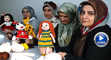 Kadınlar amigurumi ile ekonomilerine katkı sağlıyor