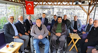Yırtar'dan gazilere ziyaret