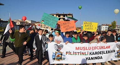 Kendileri küçük, kalpleri büyük...