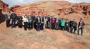Kırmızı periler diyarında Sürdürülebilir Turizm Çalıştayı