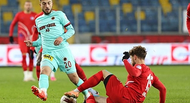 Ligin üstü de altı da alev alev!