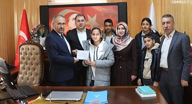 Öğrencilerden Filistin’e anlamlı destek