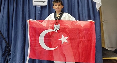 Romanya'dan madalya ile döndü