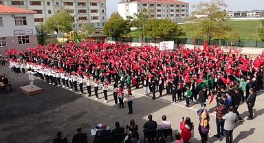 Türkiye'nin en kalabalık oratoryo gösterisi