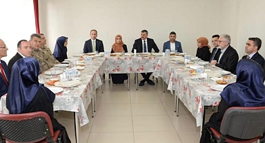 İlçesindeki çocukların hayallerini gerçekleştiriyor